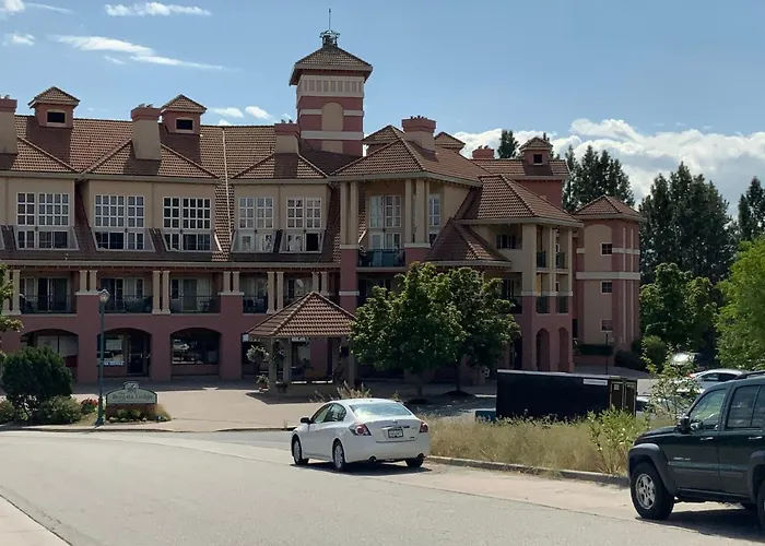 Fairway Woods Aparthotel Kelowna