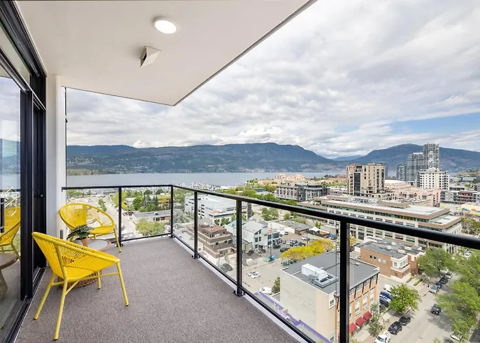 Brand New Luxury Downtown Near The Beach #16 Kelowna