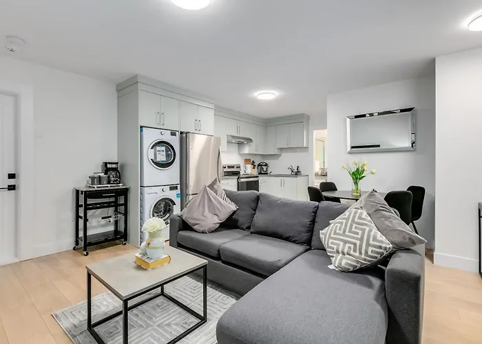 Guest Suite In South Surrey