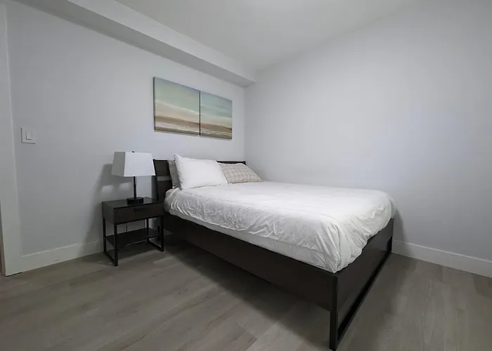 Modern & Luxurious Suites In Surrey