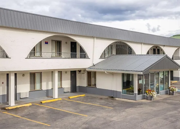 Kamloops Pet friendly Motels