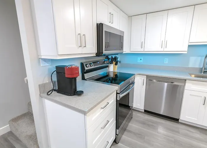 Adorable 2 Bedroom Place With A Country Feel Campbell River