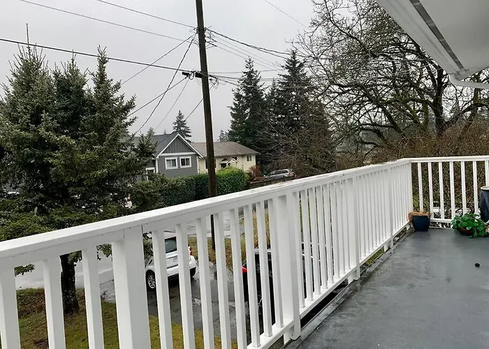 Cozy Suite With Free Parking Nanaimo