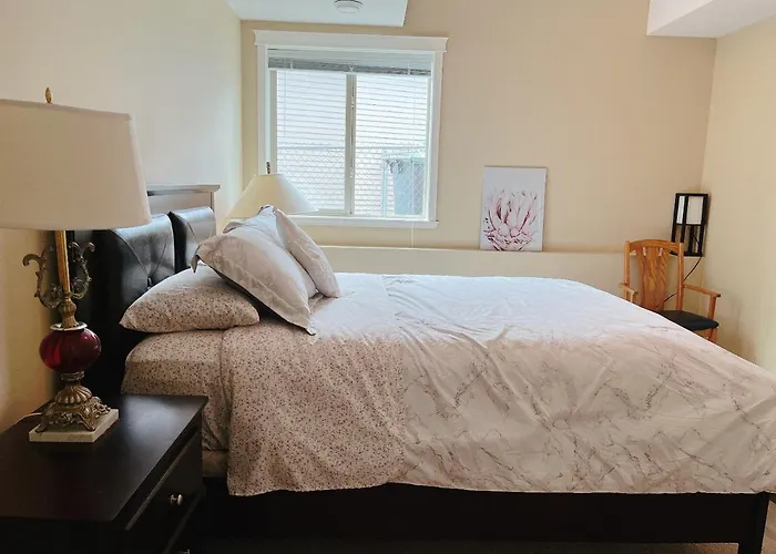 Peaceful And Spacious Lake View West Kelowna