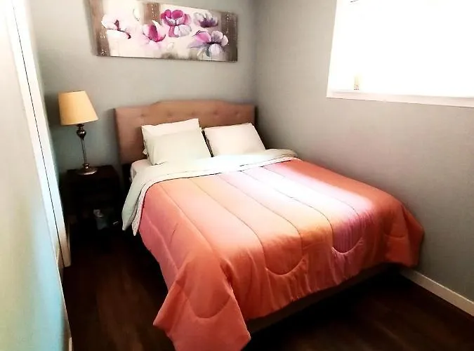 Newly Renovated 3 Bedrooms Suite Nanaimo