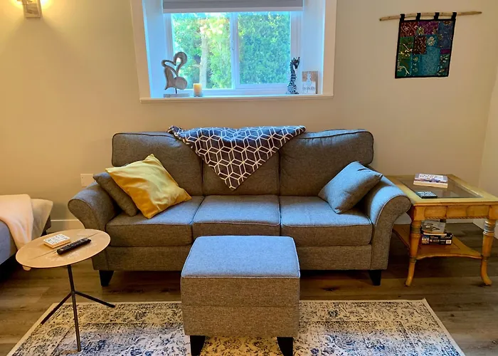 Cedar View Suite Victoria