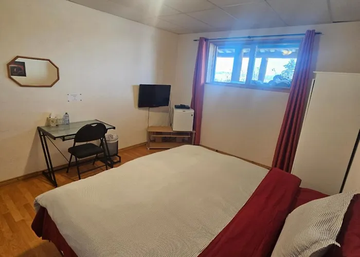 Williston Lake Resort Hudsons Hope