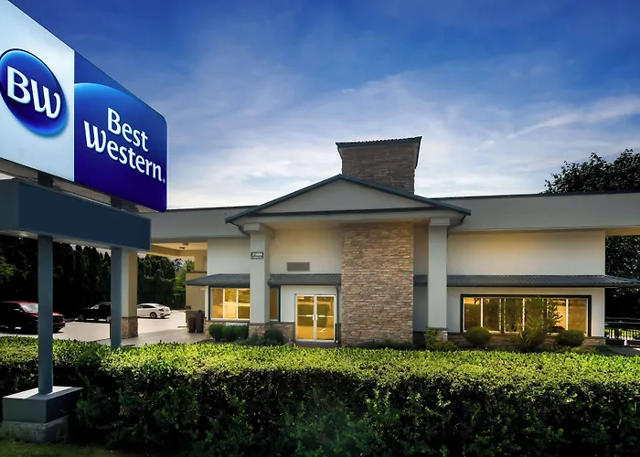 Maple Ridge Hotels