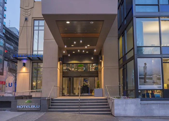 Vancouver hotels near Gastown