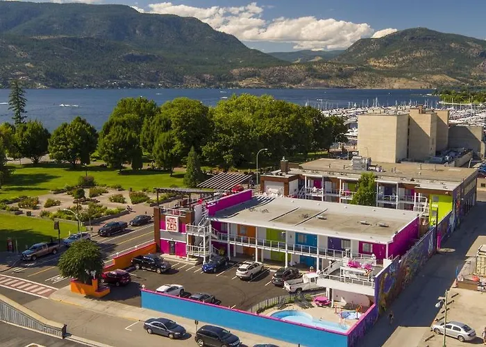Kelowna hotels near Boyce-Gyro Beach Park
