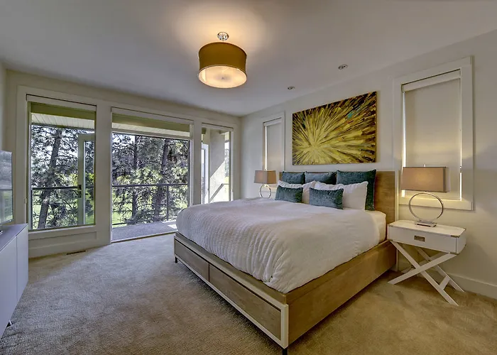 Teehouse Bed & Breakfast West Kelowna